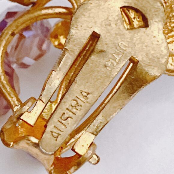 Vintage Austria Purple Floral Clip On Earrings AB Rhinestone Beads Gold Tone - Picture 9 of 11